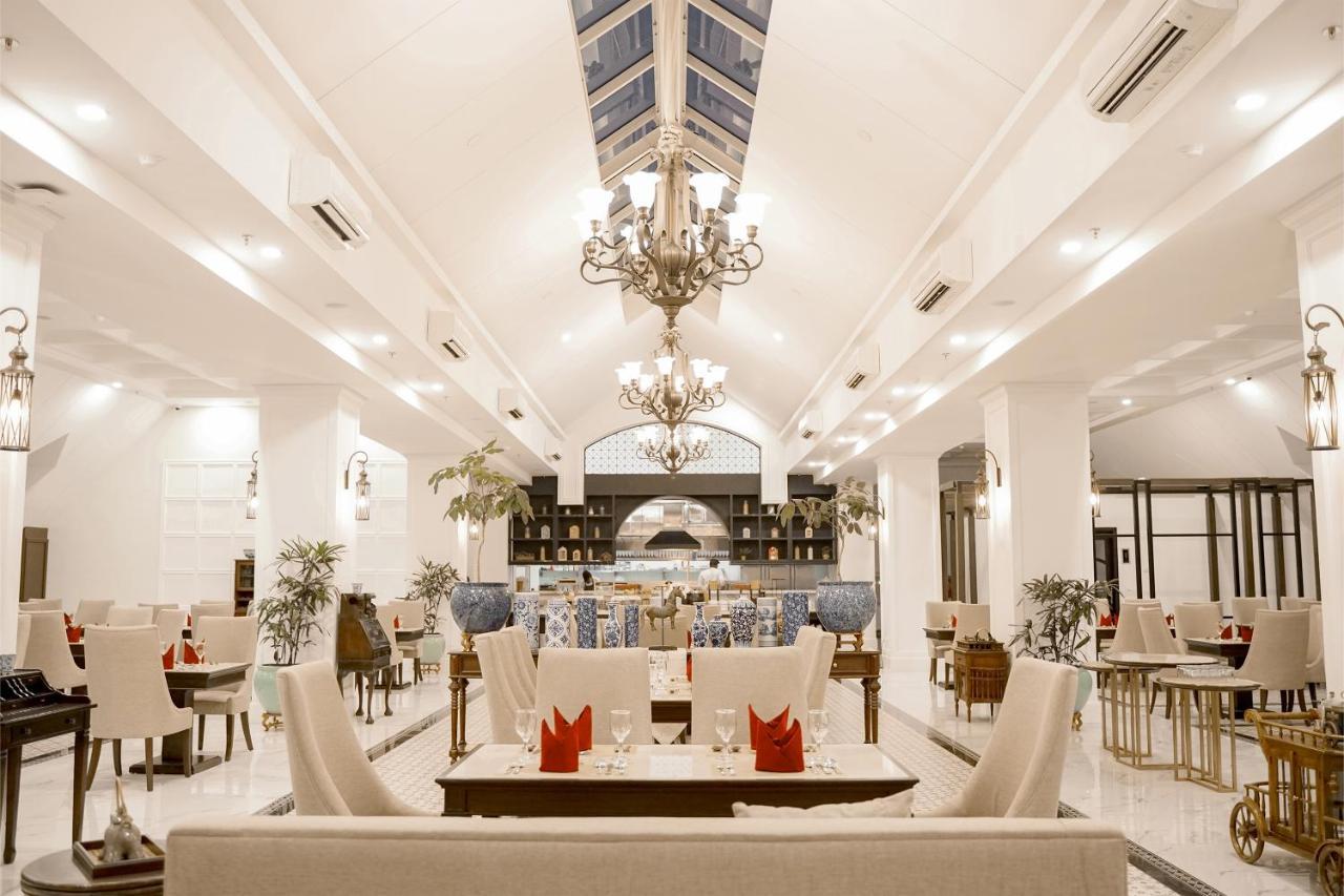 Mahalaya The Legacy Hotel Solo Kültér fotó